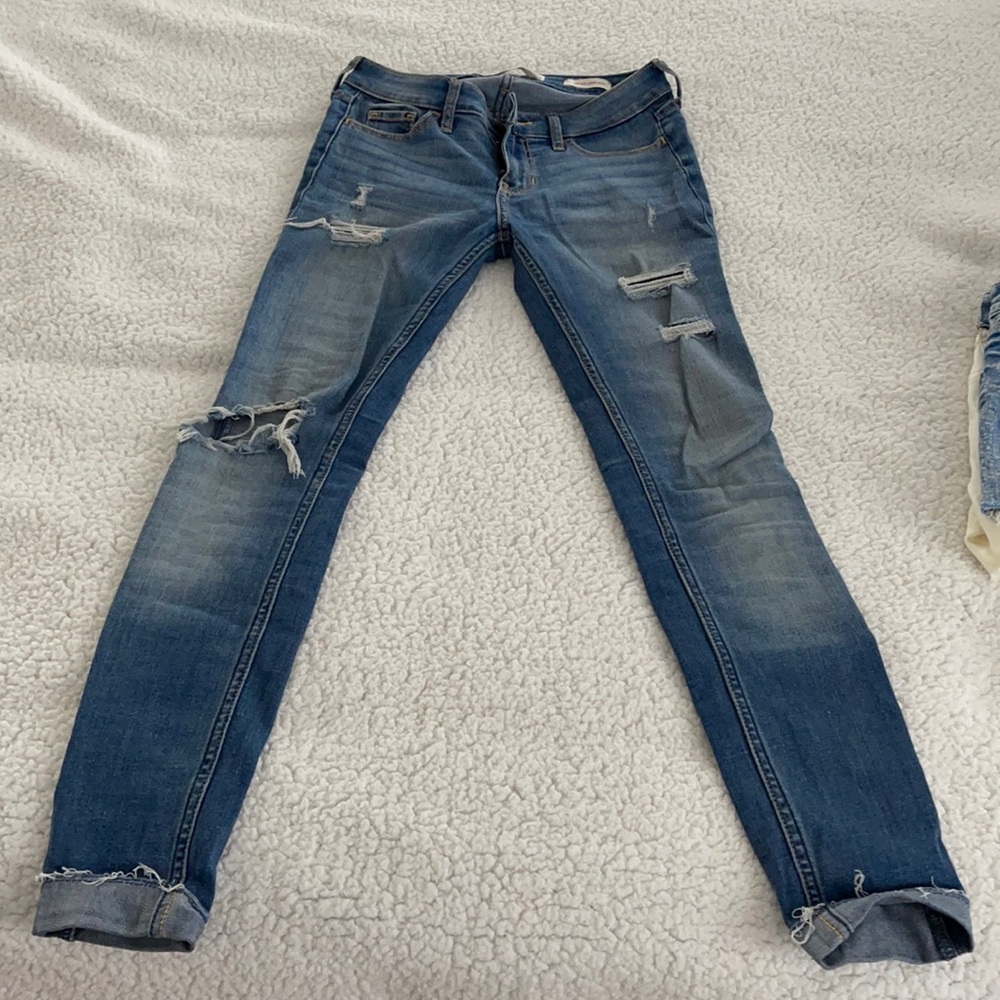 Hollister Jeans never worn